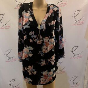 Rue21. Sz M. Chiffon Tunic. Roll Tab Sleeves. 1/3 Zip Front. Pockets. B83.